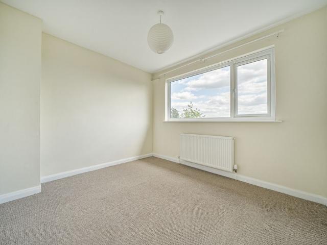 2 bed Flat To Let