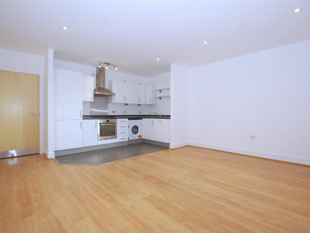 2 bed First Floor Flat to Let for rent in Beckenham