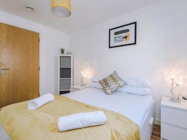 2 bed flat to let in Liverpool