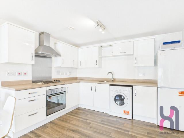 2 bed flat to let in Manchester