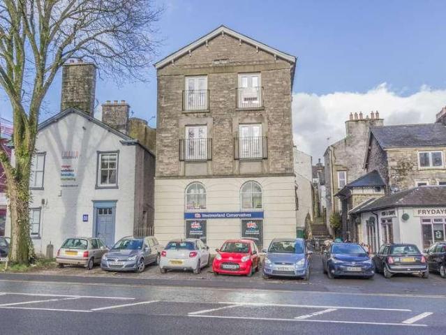 2 bed flat to rent