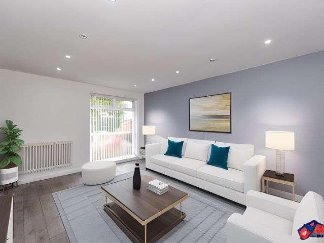 2 bed flat to rent