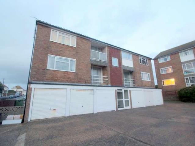 2 bed flat to rent