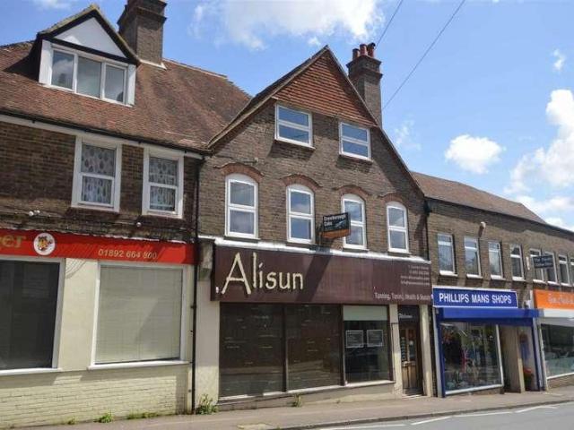 2 bed flat to rent