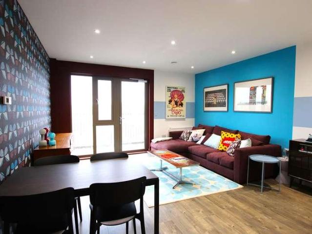 2 bed flat to rent