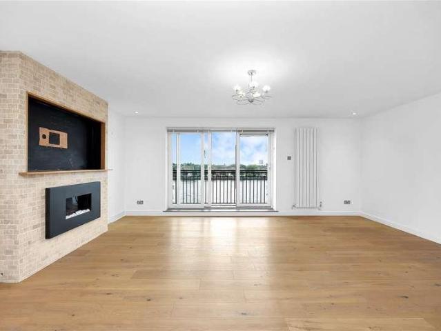 2 bed flat to rent