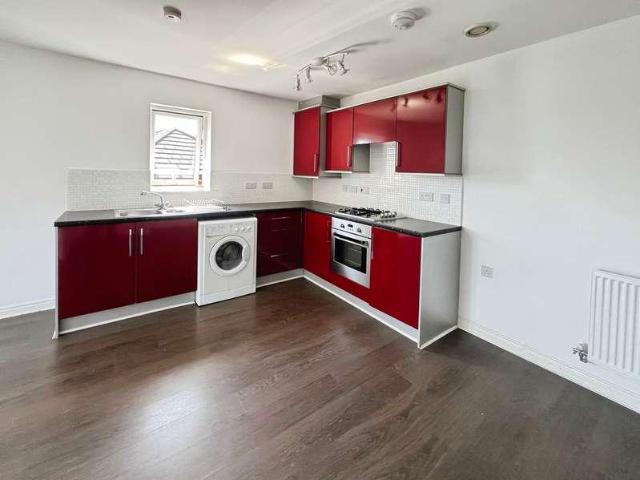2 bed flat to rent