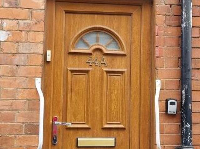 2 bed flat to rent