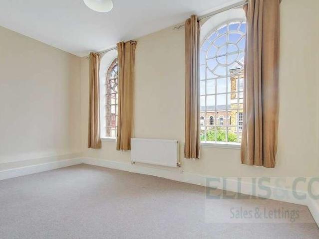 2 bed flat to rent