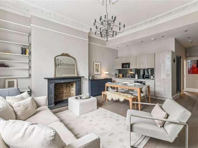 2 bed flat to rent