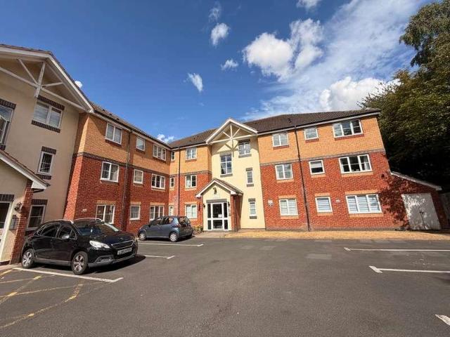 2 bed flat to rent