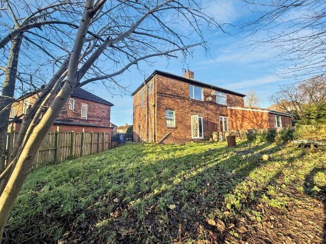 2 bed flat to rent