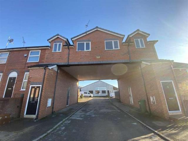 2 bed flat to rent