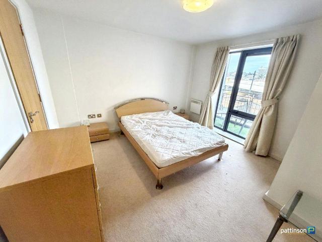 2 bed flat to rent