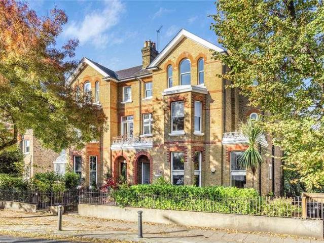 2 bed flat to rent