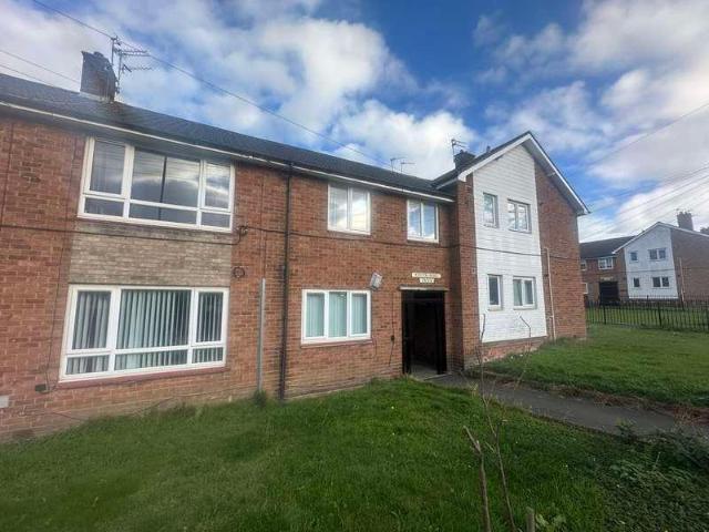 2 bed flat to rent