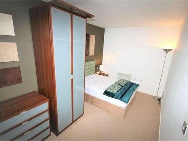 2 bed flat to rent