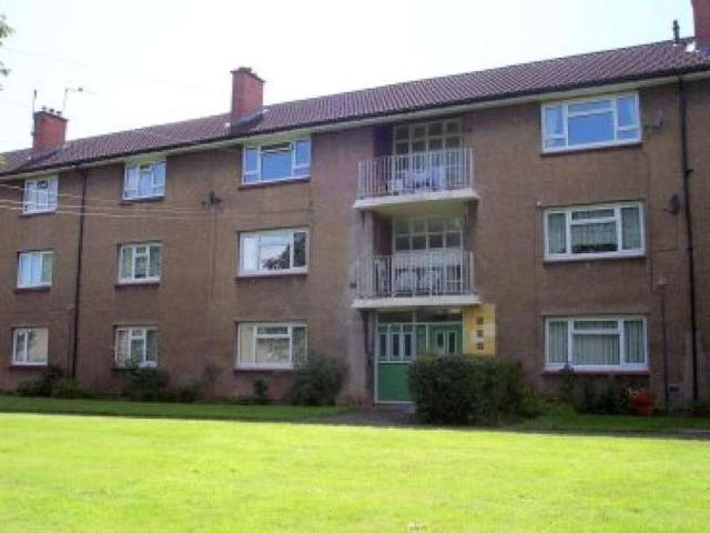 2 bed flat to rent