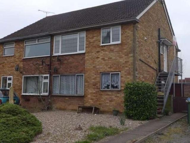 2 bed flat to rent