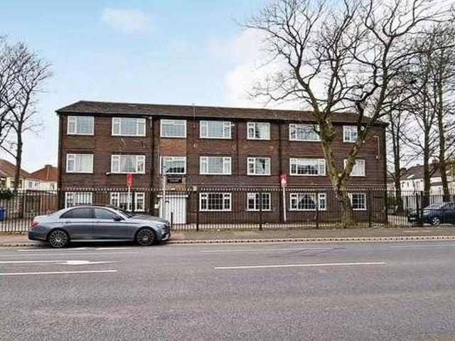 2 bed flat to rent