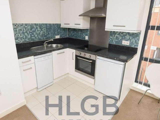 2 bed flat to rent