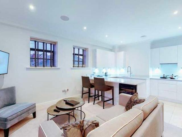 2 bed flat to rent