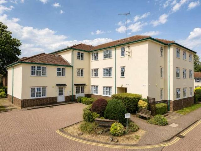 2 bed flat to rent