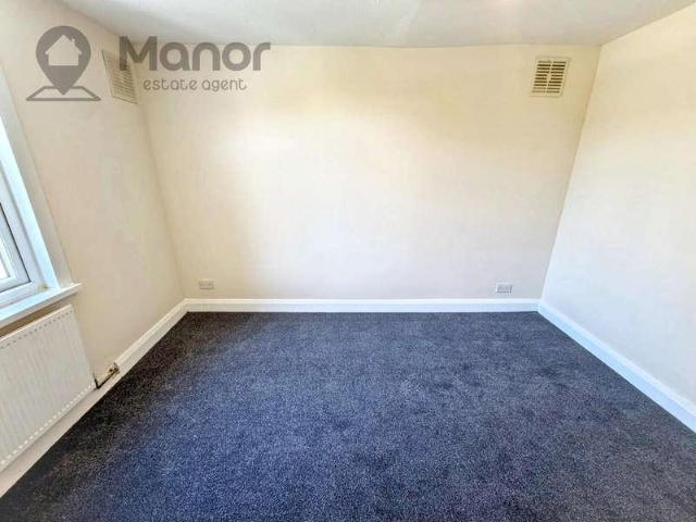 2 bed flat to rent
