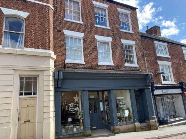 2 bed flat to rent