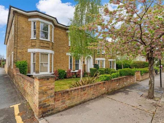 2 bed flat to rent