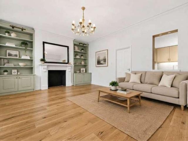 2 bed flat to rent