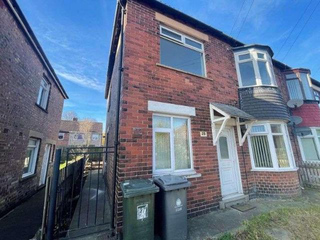 2 bed flat to rent
