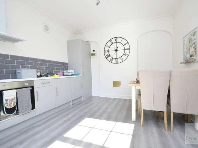 2 bed flat to rent