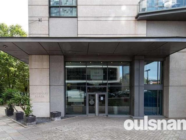 2 bed flat to rent