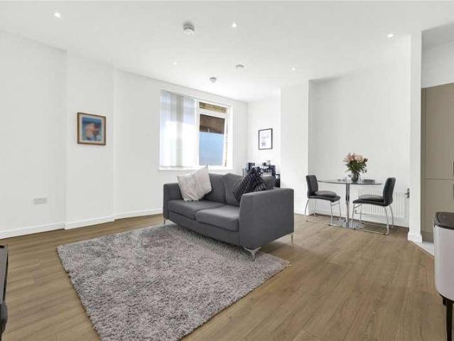 2 bed flat to rent