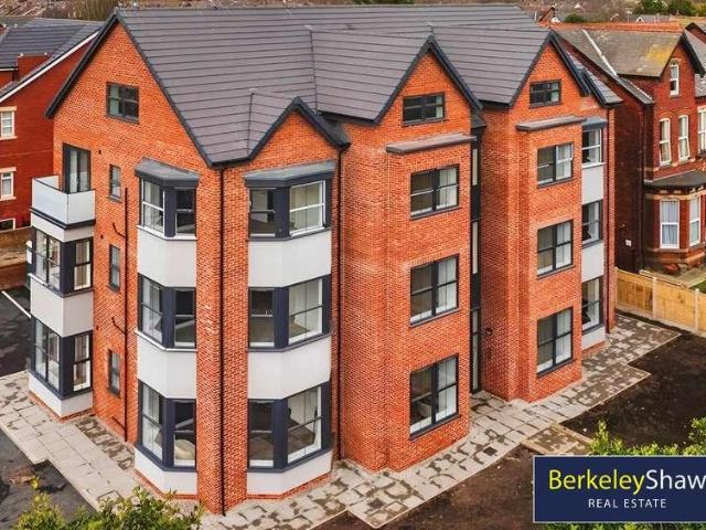 2 bed flat to rent