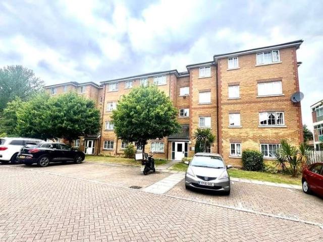 2 bed flat to rent