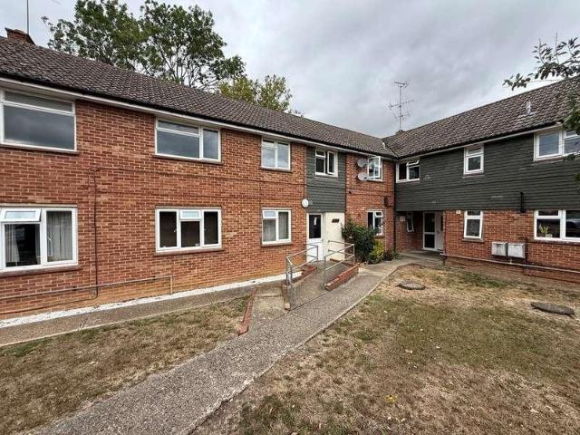 2 bed flat to rent