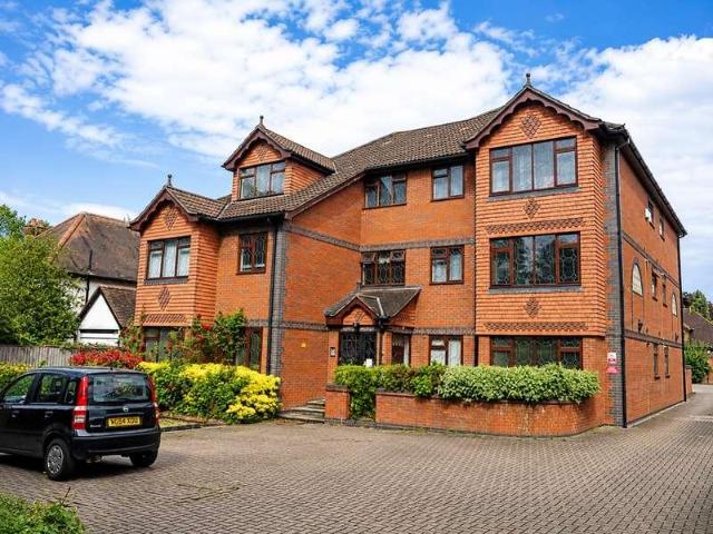 2 bed flat to rent