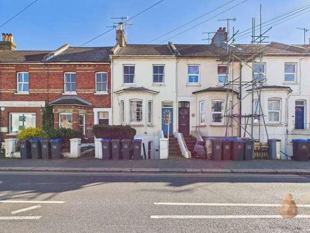 2 bed flat to rent