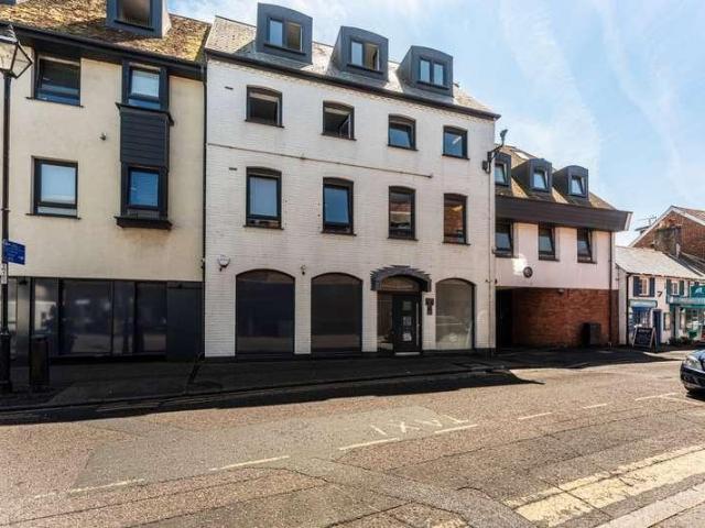 2 bed flat to rent