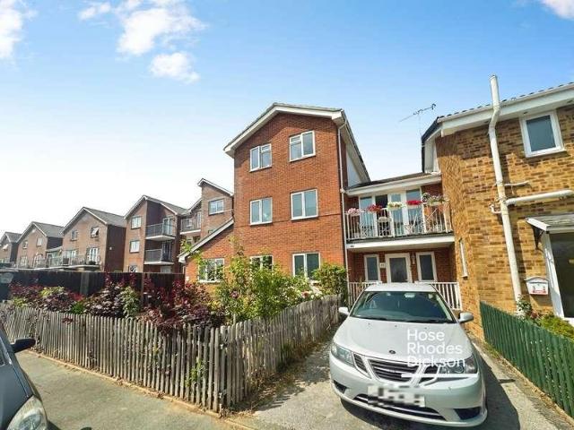 2 bed flat to rent