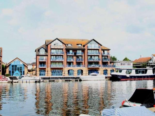 2 bed flat to rent