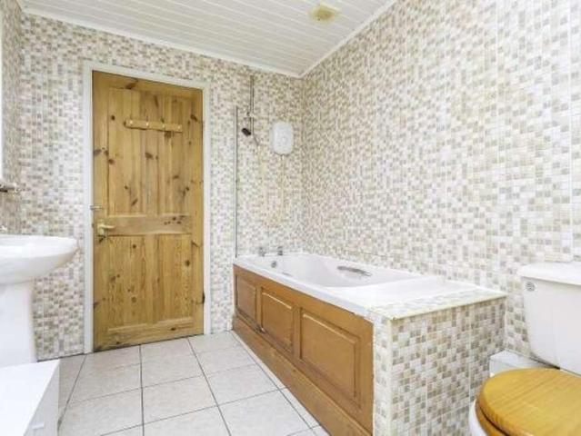 2 bed flat to rent