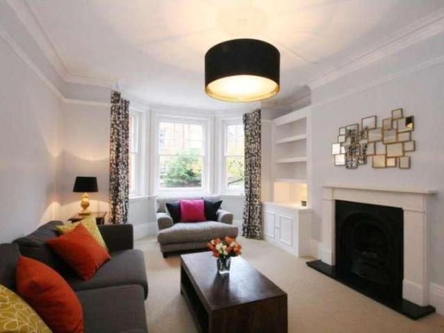 2 bed flat to rent