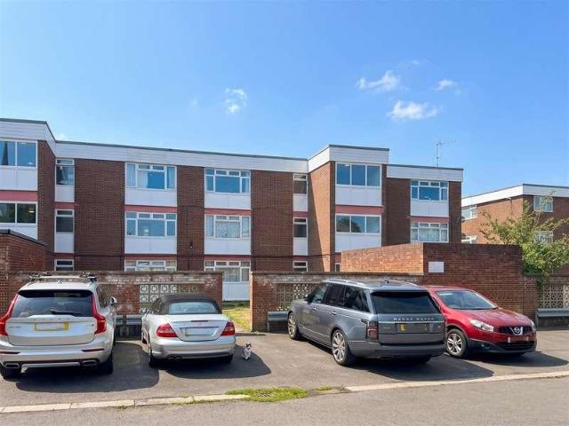 2 bed flat to rent
