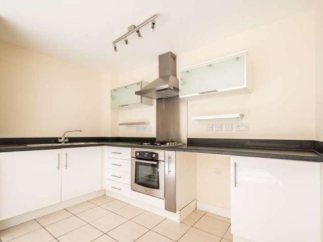 2 bed flat to rent