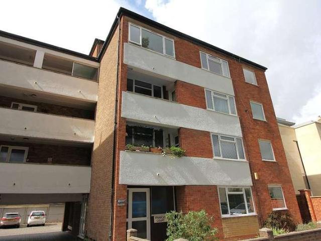 2 bed flat to rent