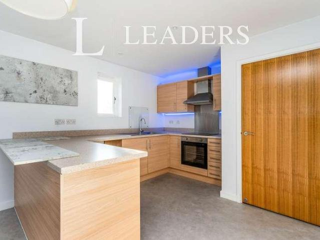 2 bed flat to rent