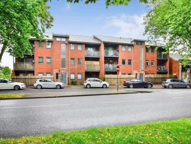 2 bed flat to rent